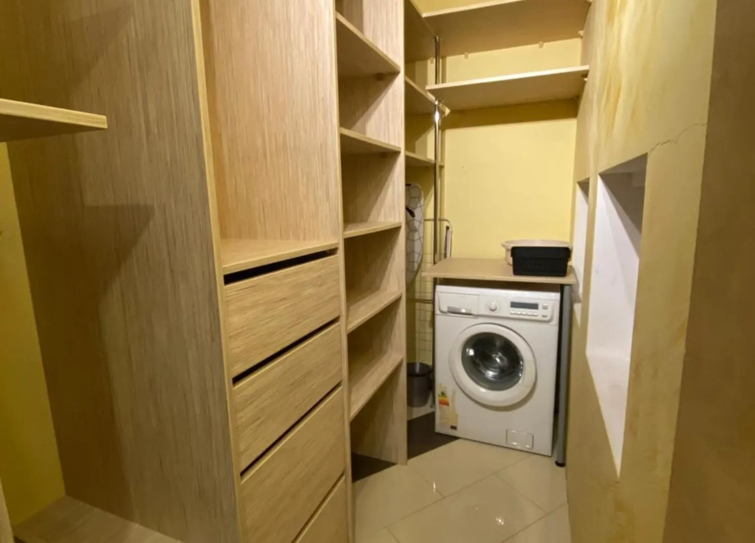 アパート ヴロツワフApartament Mosiezna & Taras & Free Parking & Self Check In 24Hアパートメント